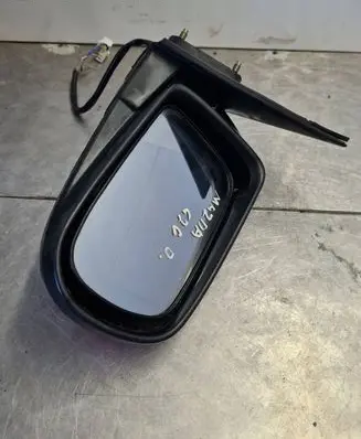 Mazda 626 Front door electric wing mirror E13010142