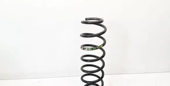 Volkswagen Polo IV 9N3 Rear coil spring