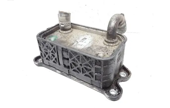 Volvo S80 Engine oil radiator 
