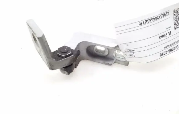 Opel Corsa D Front door upper hinge 13180564