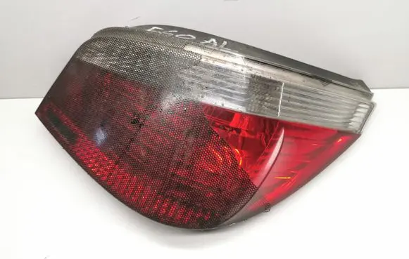 BMW 5 E60 E61 Rear/tail lights 6910768