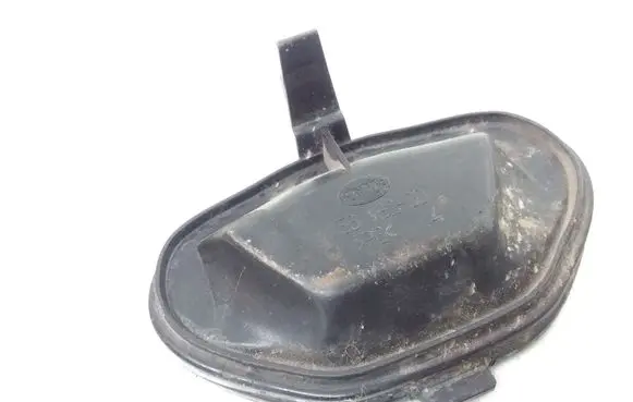 Opel Vectra C Headlight/headlamp dust cover 15619200