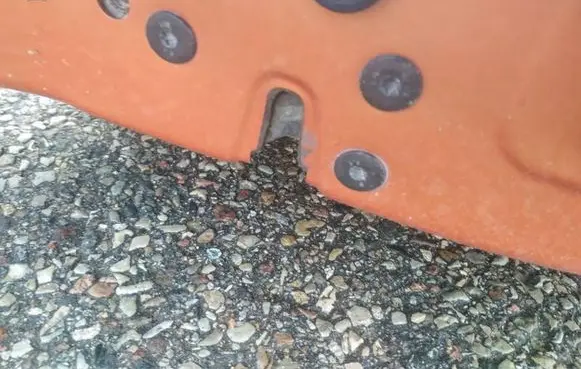 Renault Twingo II Front door lock