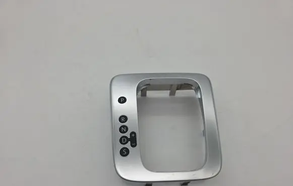 Volkswagen Golf Plus Gear shifter surround trim plastic 5M1713203J