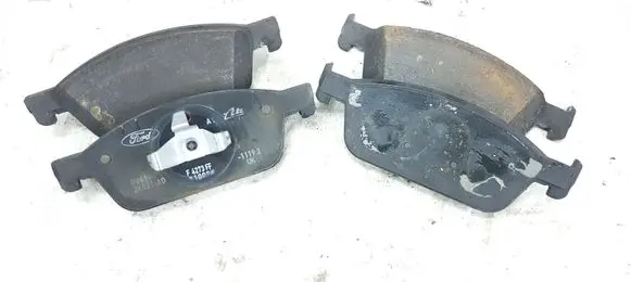Ford Kuga II Brake pads (front) BV612K021AD BV612K021