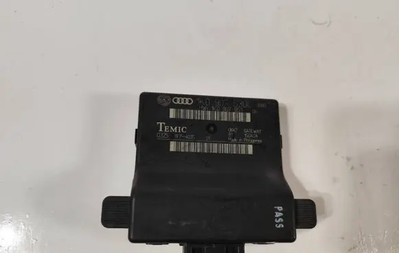 Volkswagen Golf V Gateway control module 1K0907530C 1K0907951