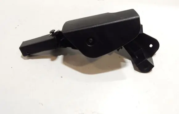 Engine bonnet (hood) release handle