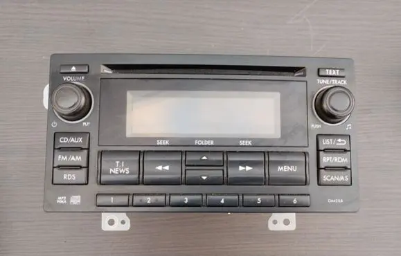 Subaru XV Radio/CD/DVD/GPS head unit 86201FJ420 PF3388AA