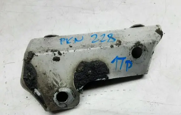 Volkswagen Touran III Fender mounting bracket 1T0810334A