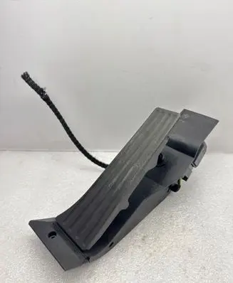 BMW X3 E83 Accelerator throttle pedal 6766930 0312051 25916010