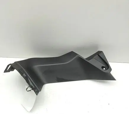 BMW XM Tailgate trim 9451797