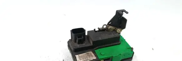 Volvo XC70 Front door lock 30634621
