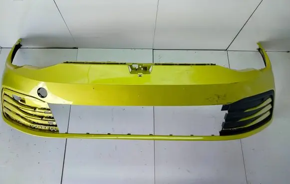 Volkswagen Golf VIII Front bumper 5H0807221J