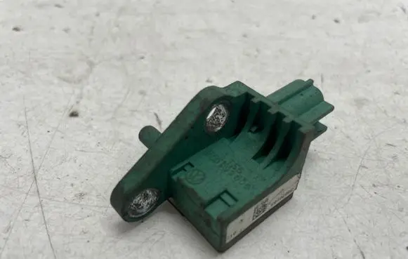 Audi A4 S4 B8 8K Airbag deployment crash/impact sensor 3C0909606