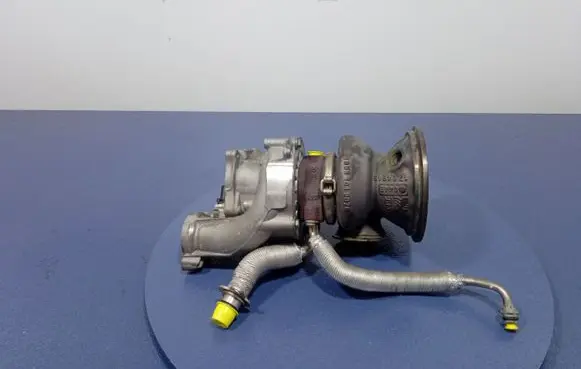 Porsche Panamera (970) Turbo system vacuum part 0P2145704A