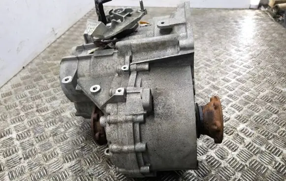 Audi Q3 F3 Manual 6 speed gearbox TVY 30079142 FM6200360239