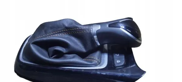 Opel Crossland X Gear lever shifter trim leather/knob 13463511
