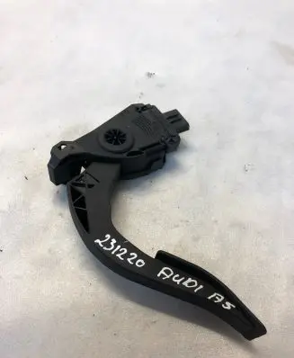 Audi A5 Sportback 8TA Accelerator throttle pedal 8k1723523