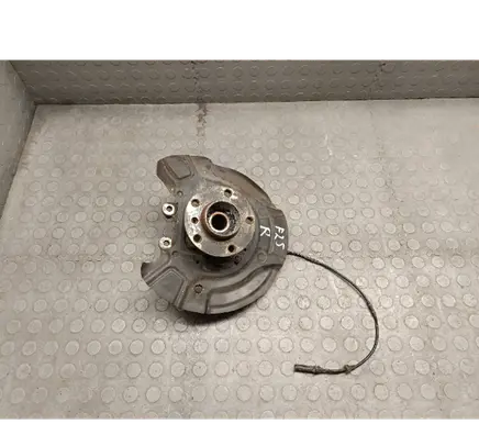 BMW X3 F25 Rear wheel hub 6797570