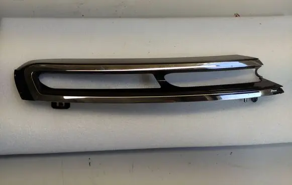Citroen C5 Aircross Front bumper lower grill 98202965xy