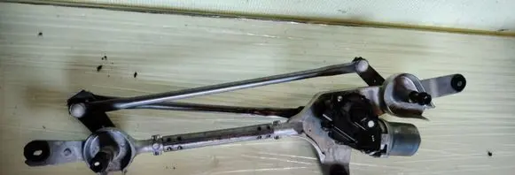 Chevrolet Malibu Front wiper linkage and motor 23278042 AX1590607860 AX159060