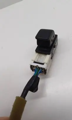 Subaru Outback Electric window control switch 83071AE0403310