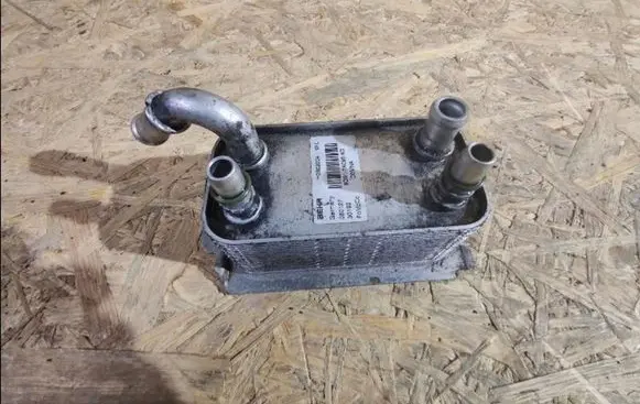 Volvo XC60 Transmission/gearbox oil cooler 6G917A095AD