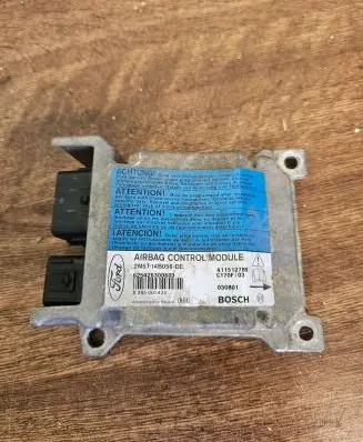 Ford Focus Airbag control unit/module 2M5T14B056DE A11512789 0285001425