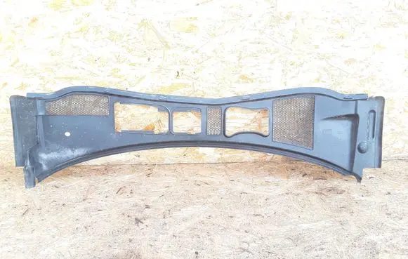 Volkswagen PASSAT B5.5 Wiper trim 3B1819417C