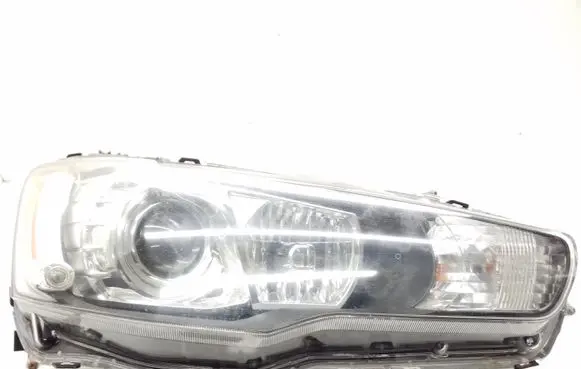 Mitsubishi Outlander Headlight/headlamp