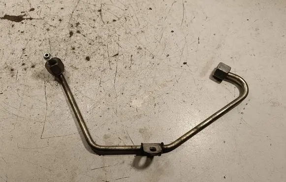 Opel Insignia B Fuel injector supply line/pipe 