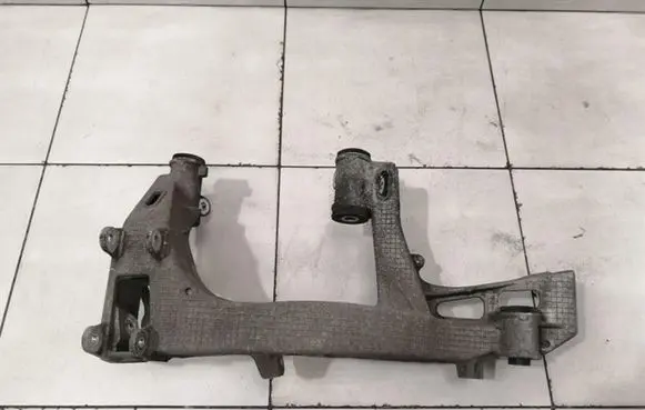 Rear beam