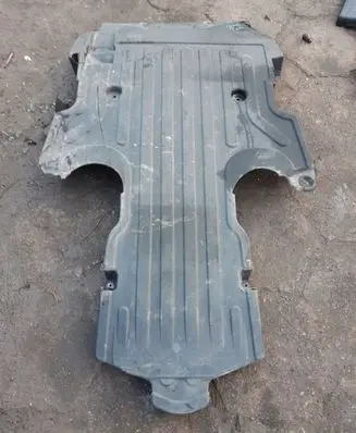 Engine splash shield/under tray