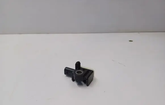 Maserati Ghibli Airbag deployment crash/impact sensor 670038225