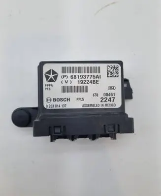 Chrysler Pacifica Parking PDC control unit/module 68193775AI 0263014137 19224BE