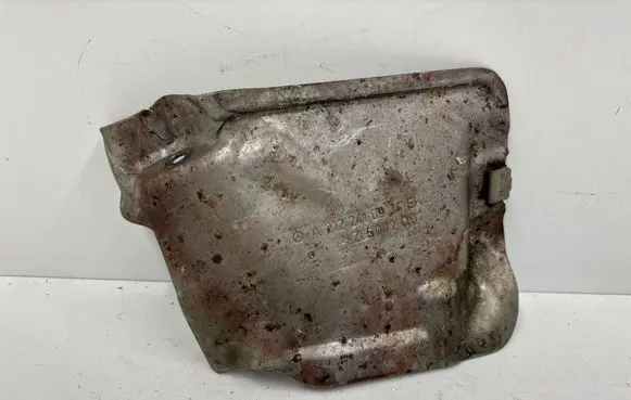 Mercedes-Benz CLS C218 X218 Heat shield in engine bay A2122410934 ZGS002Q02