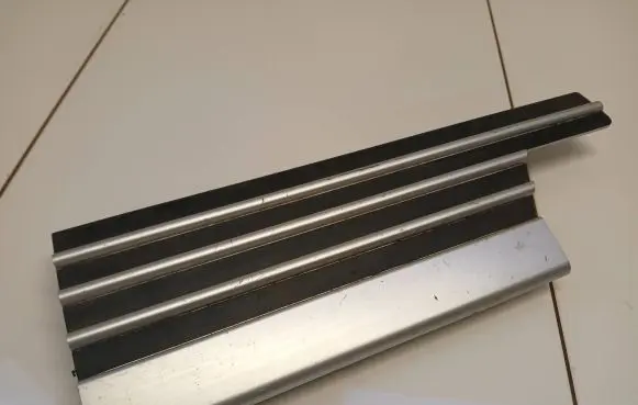 Land Rover Range Rover L322 Side skirt rear trim 