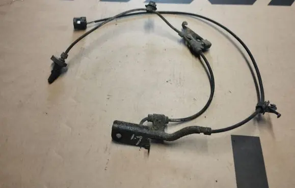 Toyota RAV 4 (XA30) ABS brake wheel speed sensor 8954242050