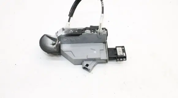 Peugeot RCZ Front door lock PSA184079