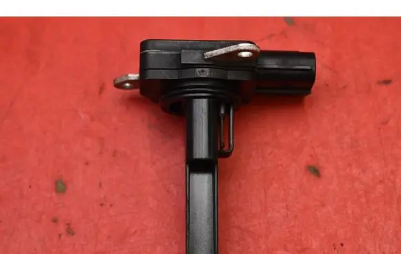 Toyota Auris 150 Mass air flow meter 2220431020