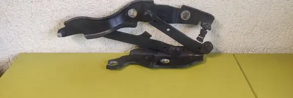 BMW Z4 E89 Engine bonnet/hood hinges 7191511 7225127 41617225127