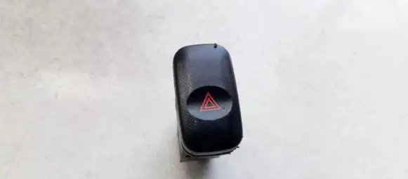 KIA Carnival Hazard light switch