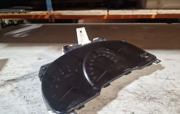 Toyota Avensis Verso Speedometer (instrument cluster) 8380044A50