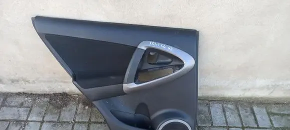 Toyota RAV 4 (XA30) Rear door card panel trim