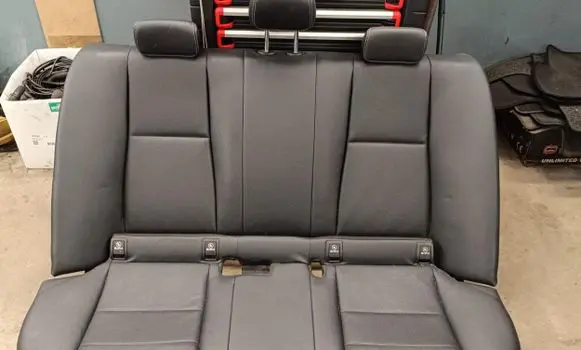 Mercedes-Benz C W205 Rear seat 