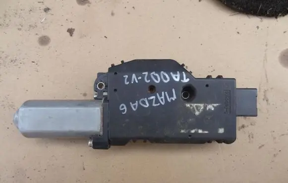 Mazda 6 Sunroof motor/actuator TA002V2