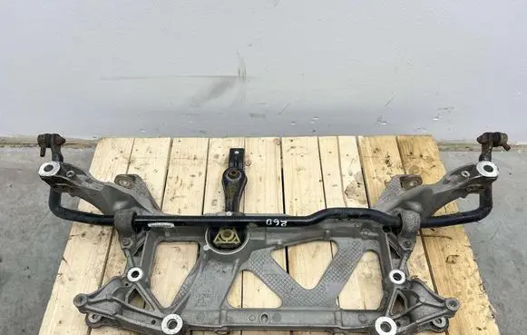 Volkswagen PASSAT B8 Front subframe 3Q0199369D