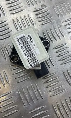 Audi A4 S4 B7 8E 8H ESP acceleration yaw rate sensor 8E0907637B