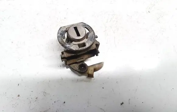 Audi 100 S4 C4 Front door lock (next to the handle) 