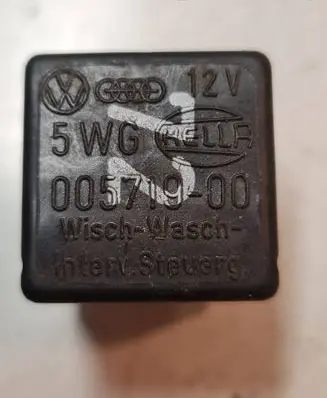 Volkswagen Transporter - Caravelle T4 Other relay 191955529 00571900